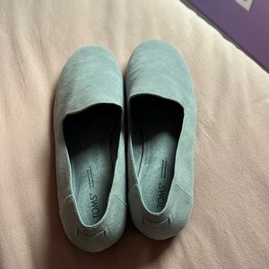 Toms Darcy Leather Flat